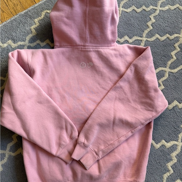 Glossier Soft Pink Sweatshirt - Picture 3 of 4